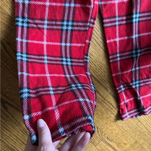 🔴ELF ON THE SHELF: Boy’s size M, Elf on the Shelf matching pajama set preowned. - Picture 13 of 14